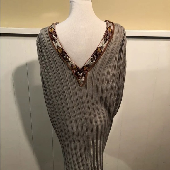 Free People Tunic style , size small - Picture 2 of 3